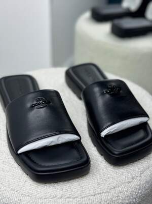 Слайди Coach